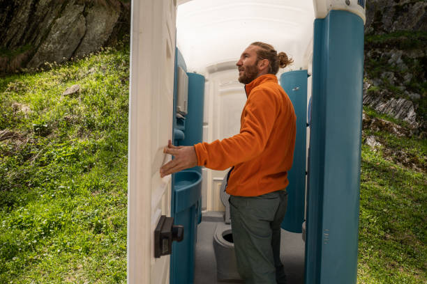 Best Portable toilet rental cost  in Waite Park, MN